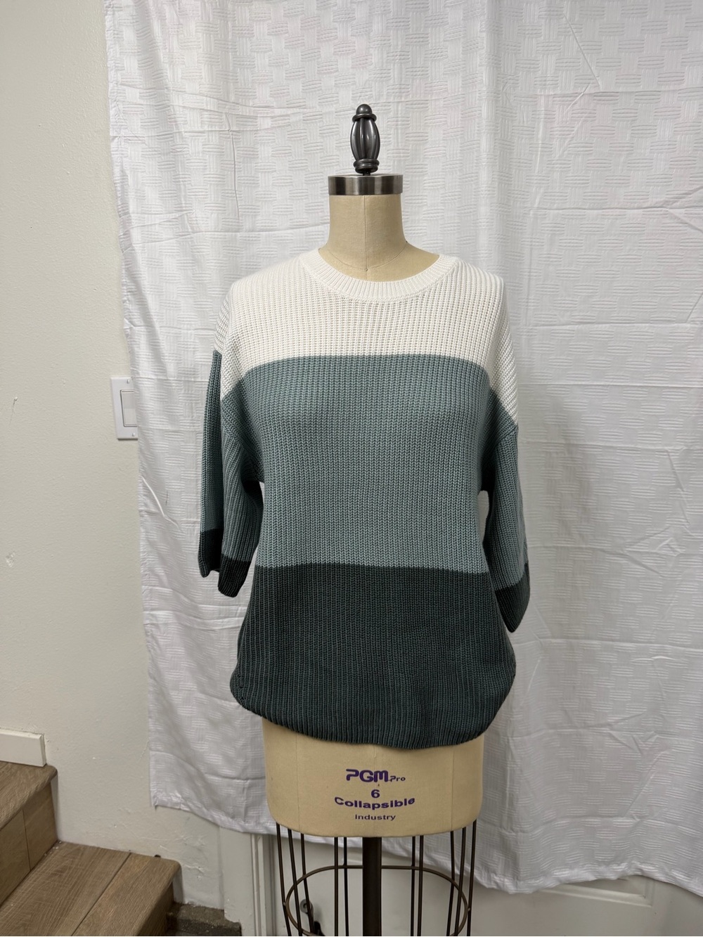 Matty M Colorblock Crewneck Sweater in White and Green Tones